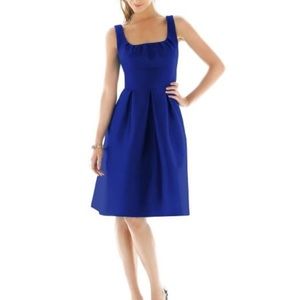 Alfred Sung Bridesmaid Dress Style: D447